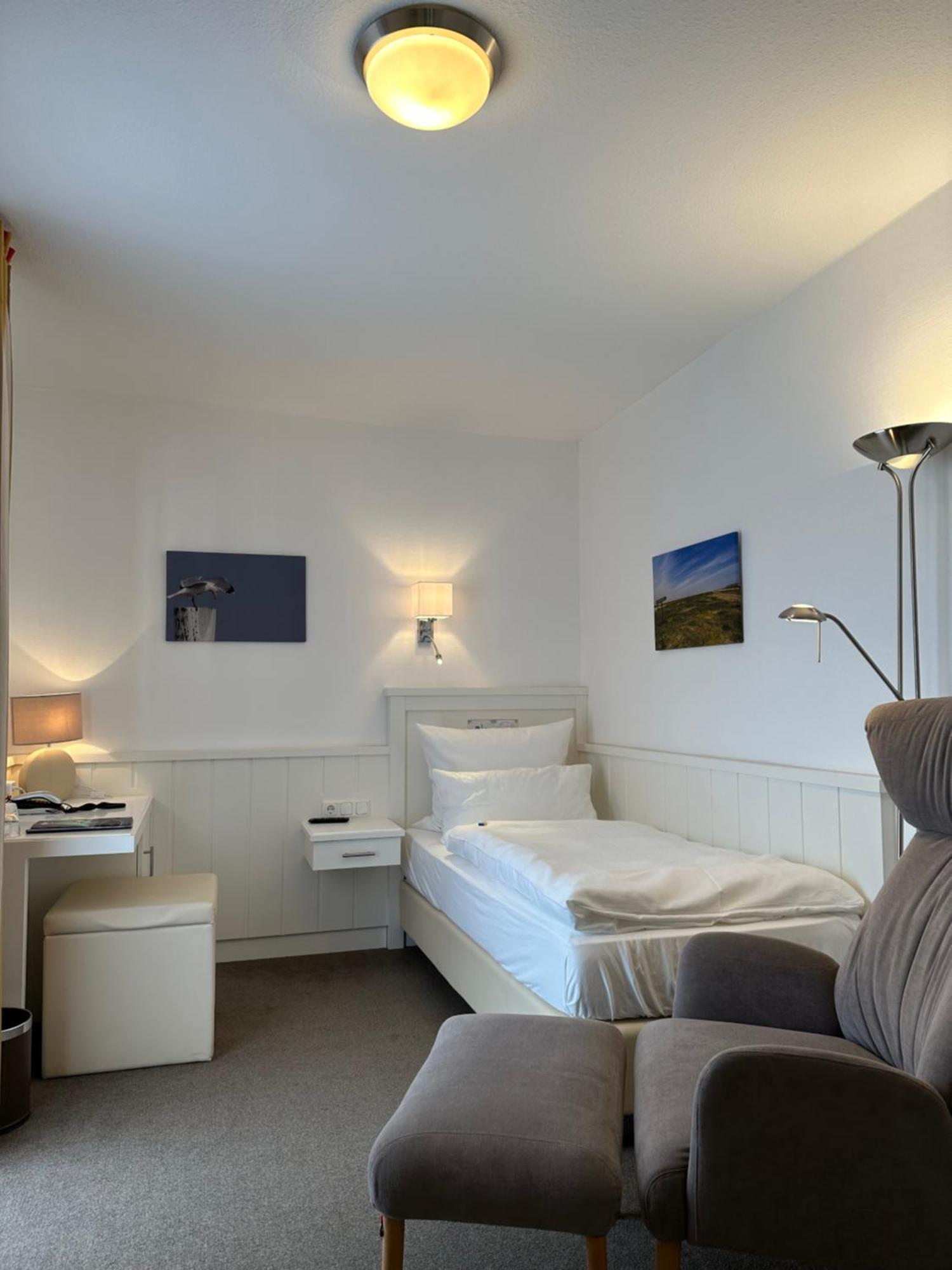 Romantik Hotel Achterdiek Juist Esterno foto
